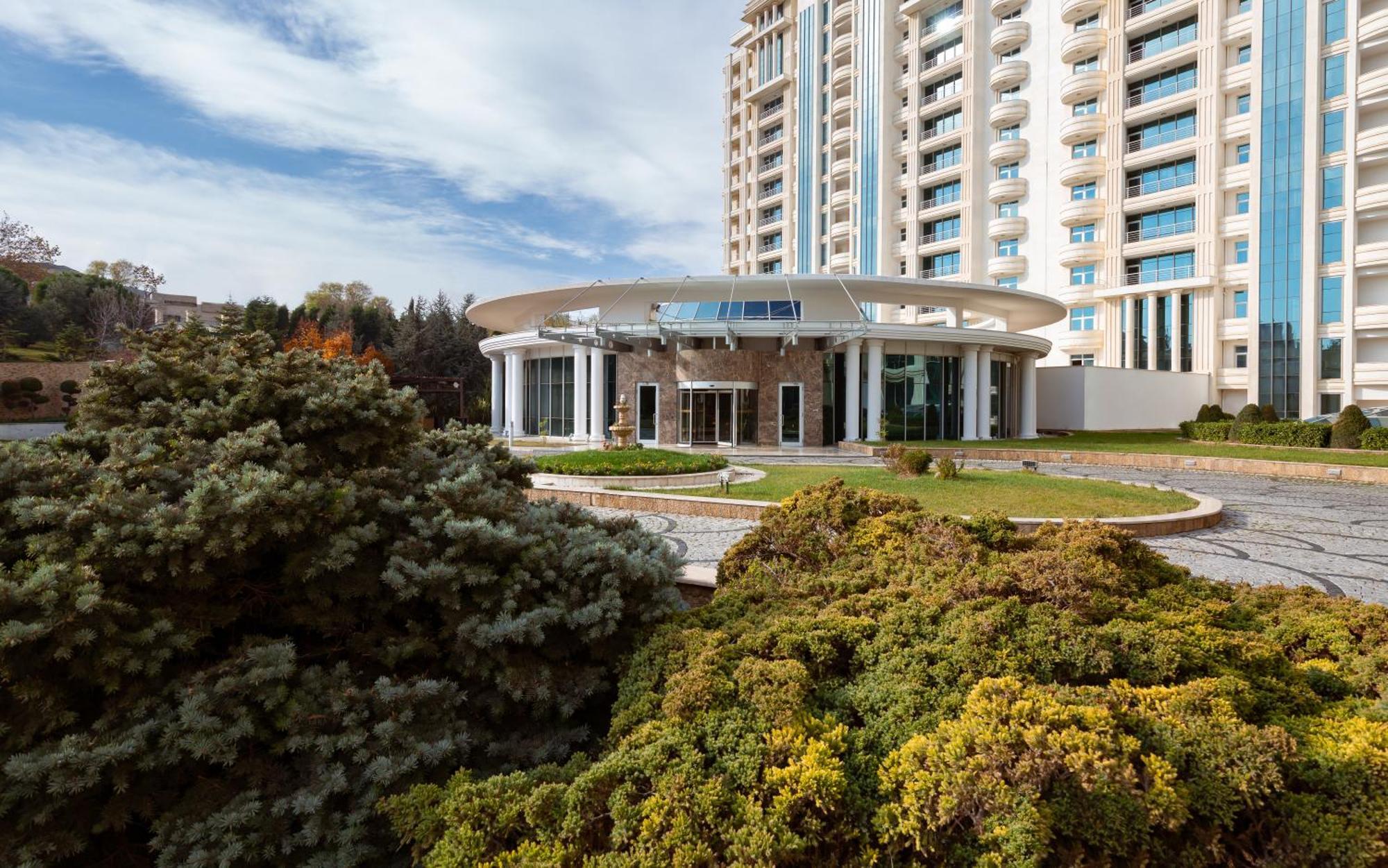Badamdar Hotel And Residences Баку Экстерьер фото